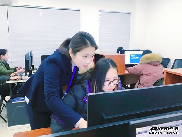 漯河的化妆美容学校都教什么技术呀?(图4) 漯河的化妆美容学校都教什么技术呀?(图4)