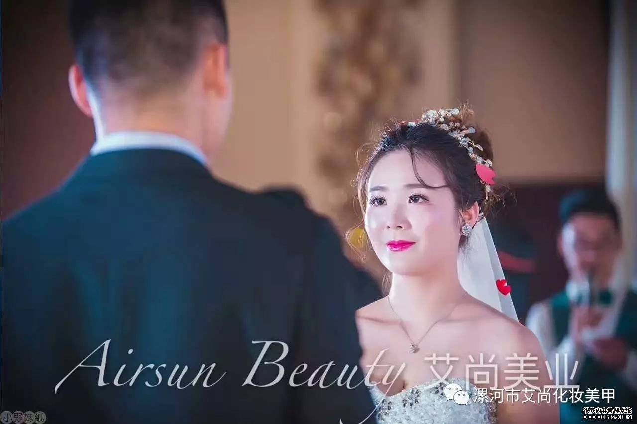 【中式新娘】芙蓉不及美人妆,金玉盘头珠翠亮(图7) 【中式新娘】芙蓉不及美人妆,金玉盘头珠翠亮(图7)